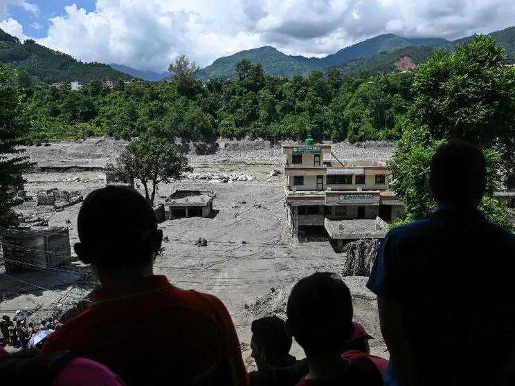 «L'acqua è salita di 9 metri in 30 minuti». Il disastro e gli allarmi ignorati in Nepal