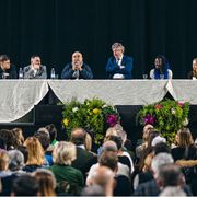 Le vite salvate dalle dipendenze? Pesaro le abbraccia (e le festeggia)