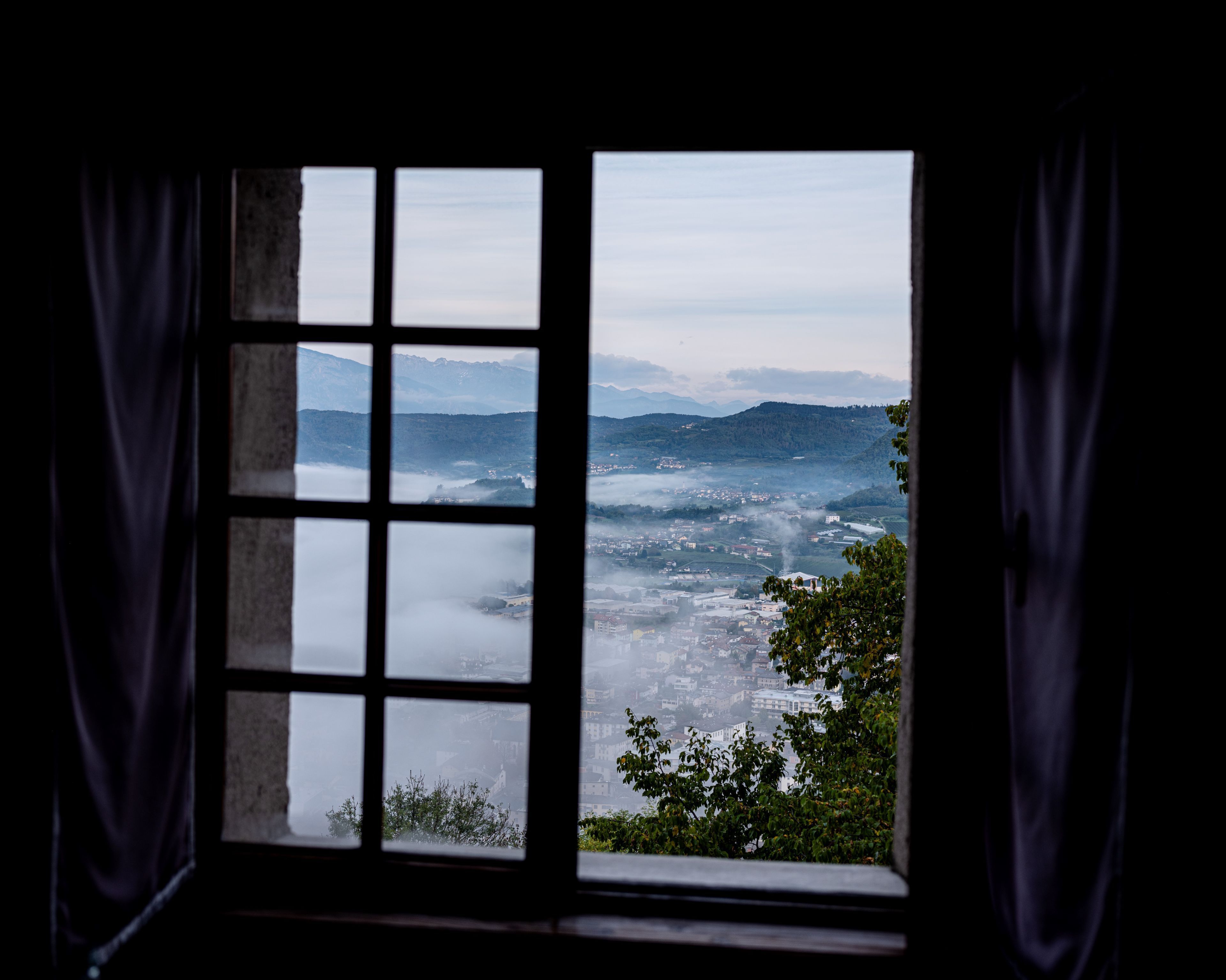 Uno scatto di Newsha Tavakolian per "Trentino Unexpected"