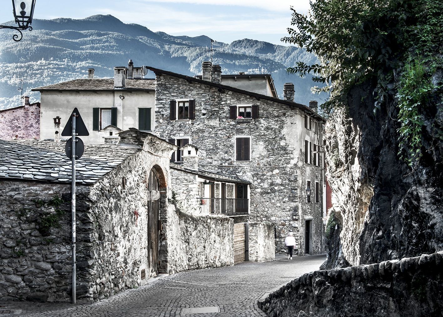 L'antico quartiere contadino di Scarpatetti / Apf Valtellina