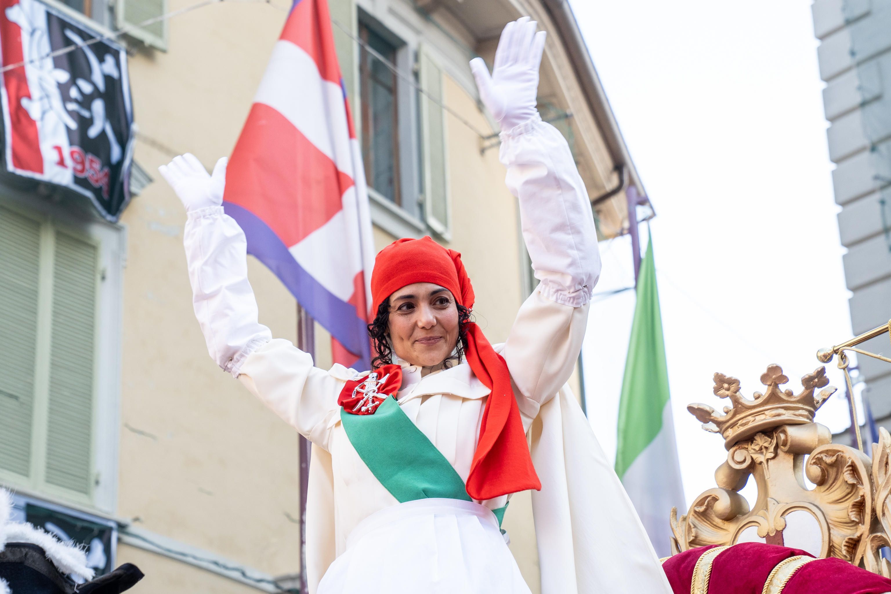 La Mugnaia, storica maschera del Carnevale, nel 2025 era Silvia Grimaldi ANSA/JESSICA PASQUALON