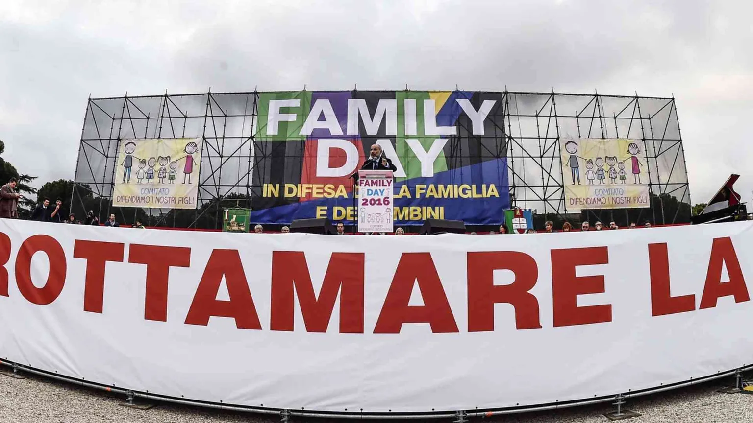 «Due milioni in piazza per la famiglia»