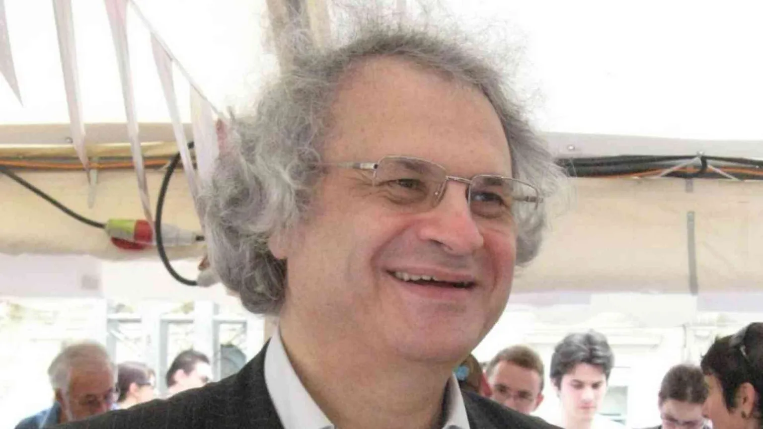 Maalouf: «L’identità è accumulo»