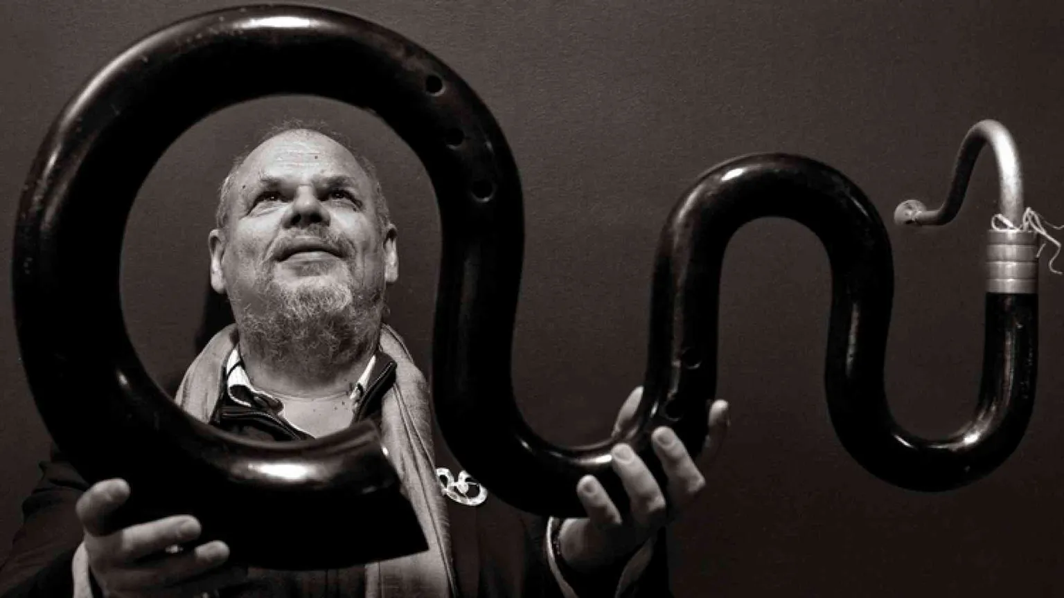 Tra sacro e jazz, il ritorno del serpentone