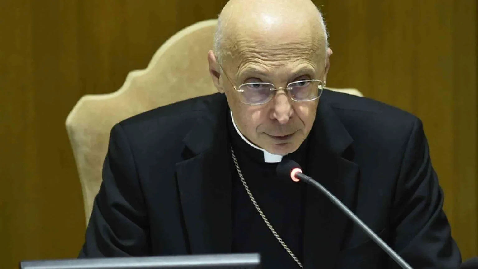 Bagnasco: «Cosa occorre per la famiglia in Italia»