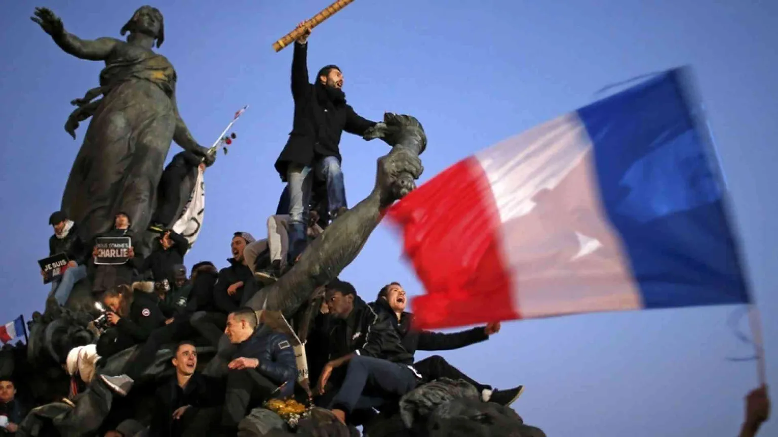 Parigi e Orlando: lupi solitari o disadattati?