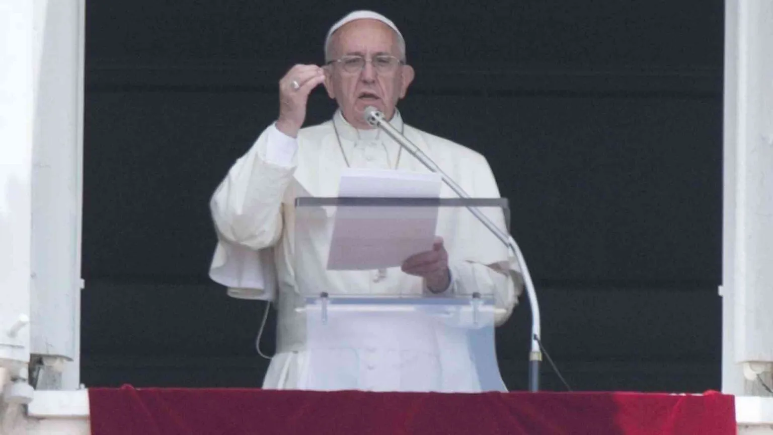 «I cristiani portino la Croce del proprio dovere»