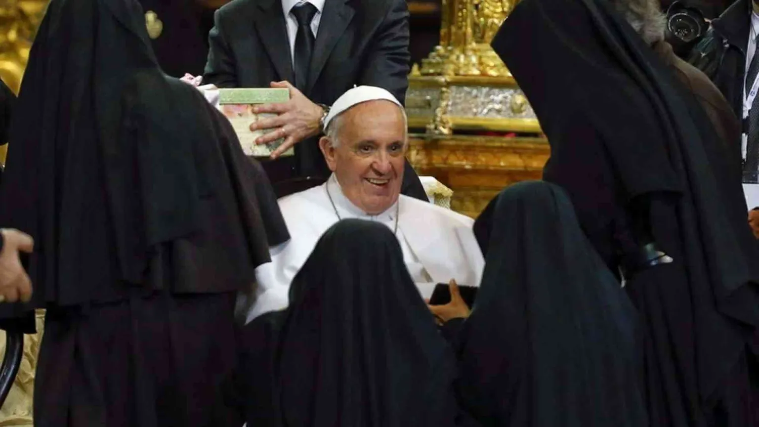 Papa alle suore: «La Chiesa ha bisogno di voi»