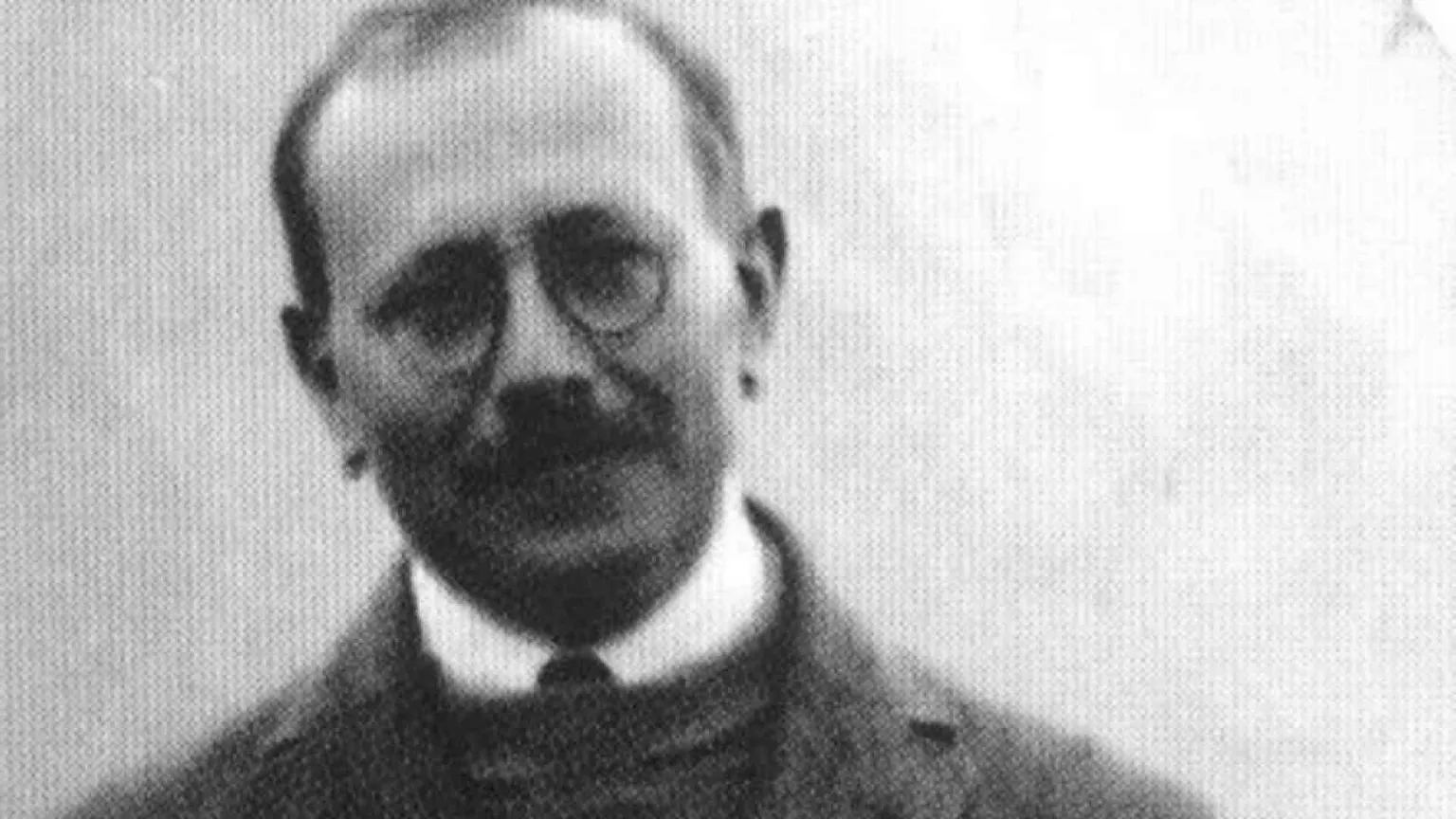 Bloch mai letto, il vero uomo in rivolta