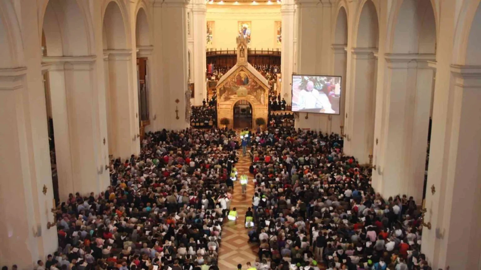 Il Papa alla Porziuncola «dono di misericordia»