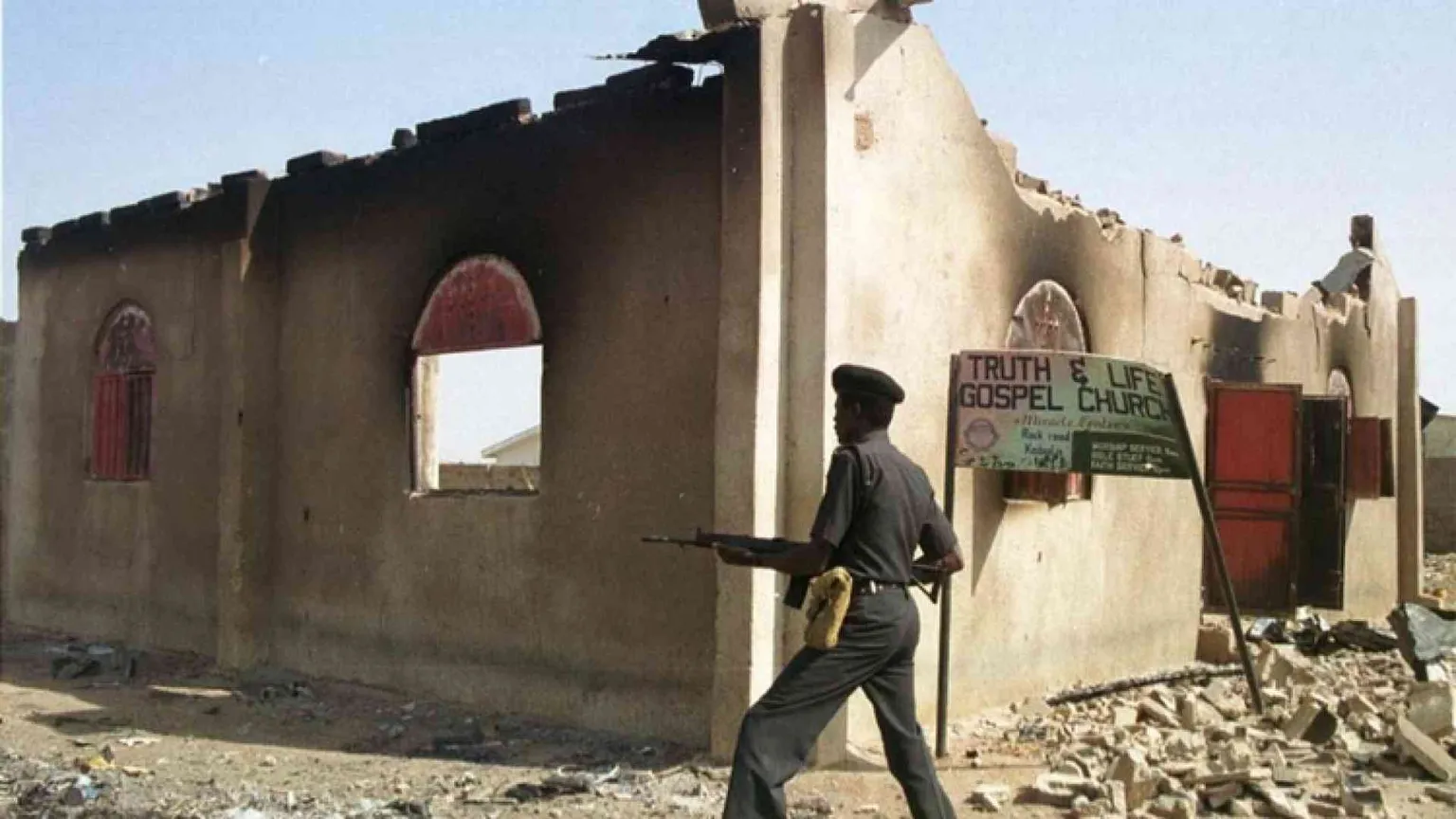 Nigeria, caccia al «blasfemo»: 8 morti