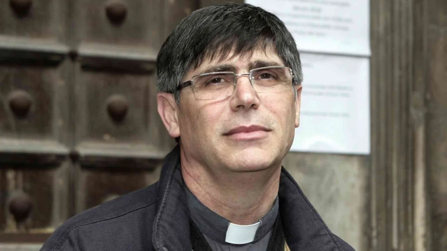 Un parroco, l'attesa sfinente di un lavoro... chi ascolta il grido di Giampiero?