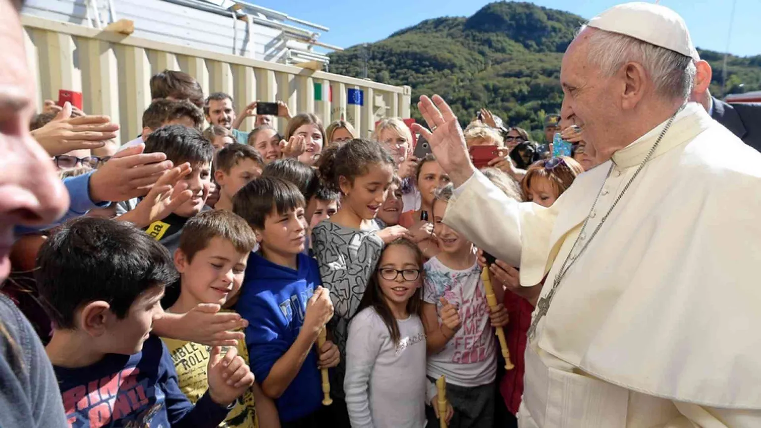 Lotteria del Papa per i terremotati