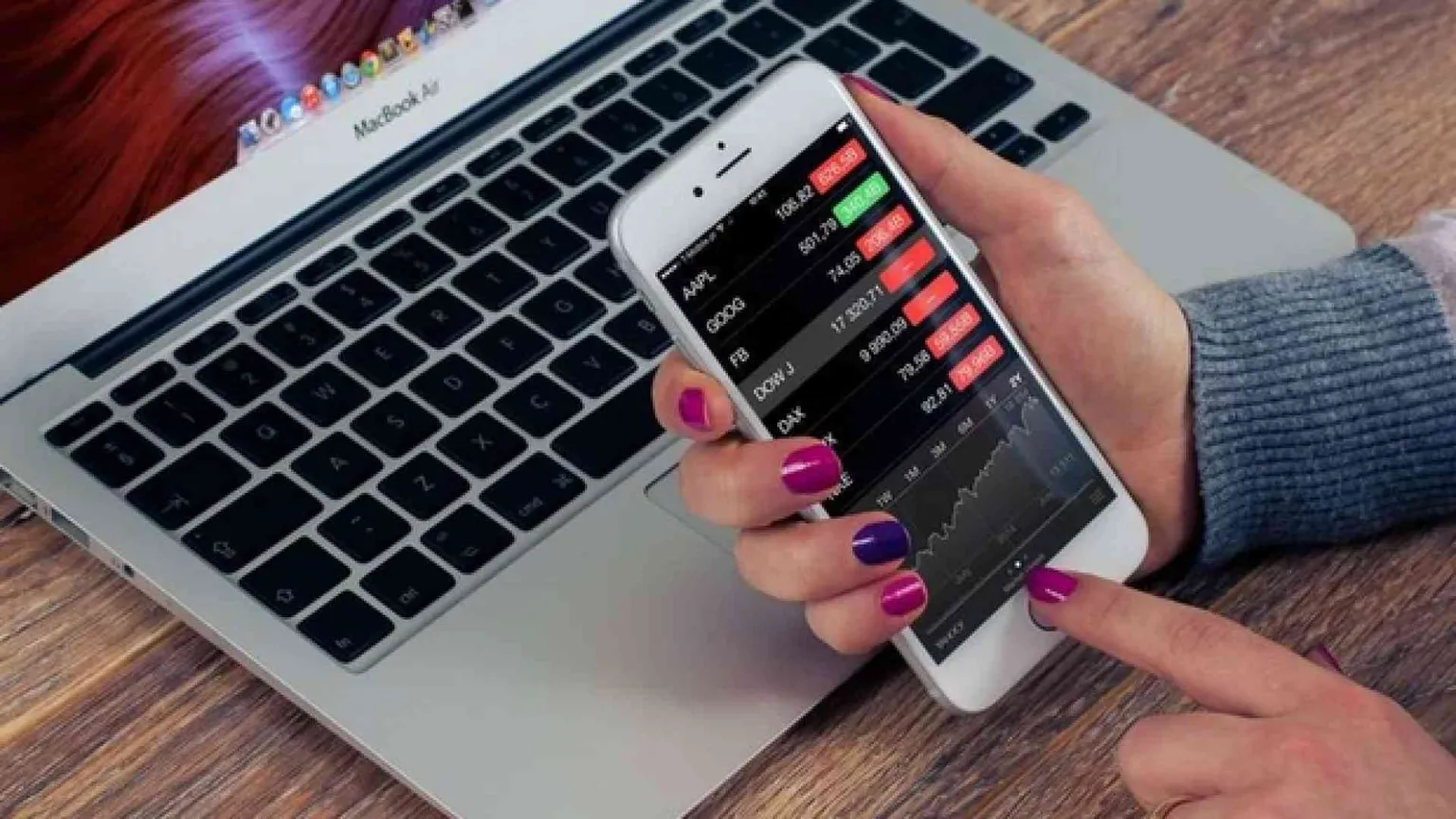 Internet? Meglio navigare con lo smartphone che con il pc