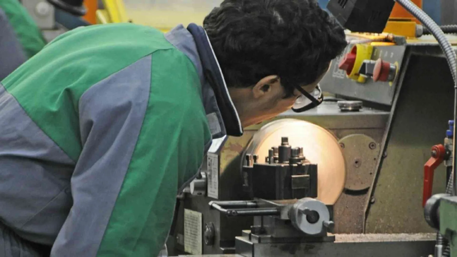 Né conservare né rottamare: una sintesi oltre il Jobs Act