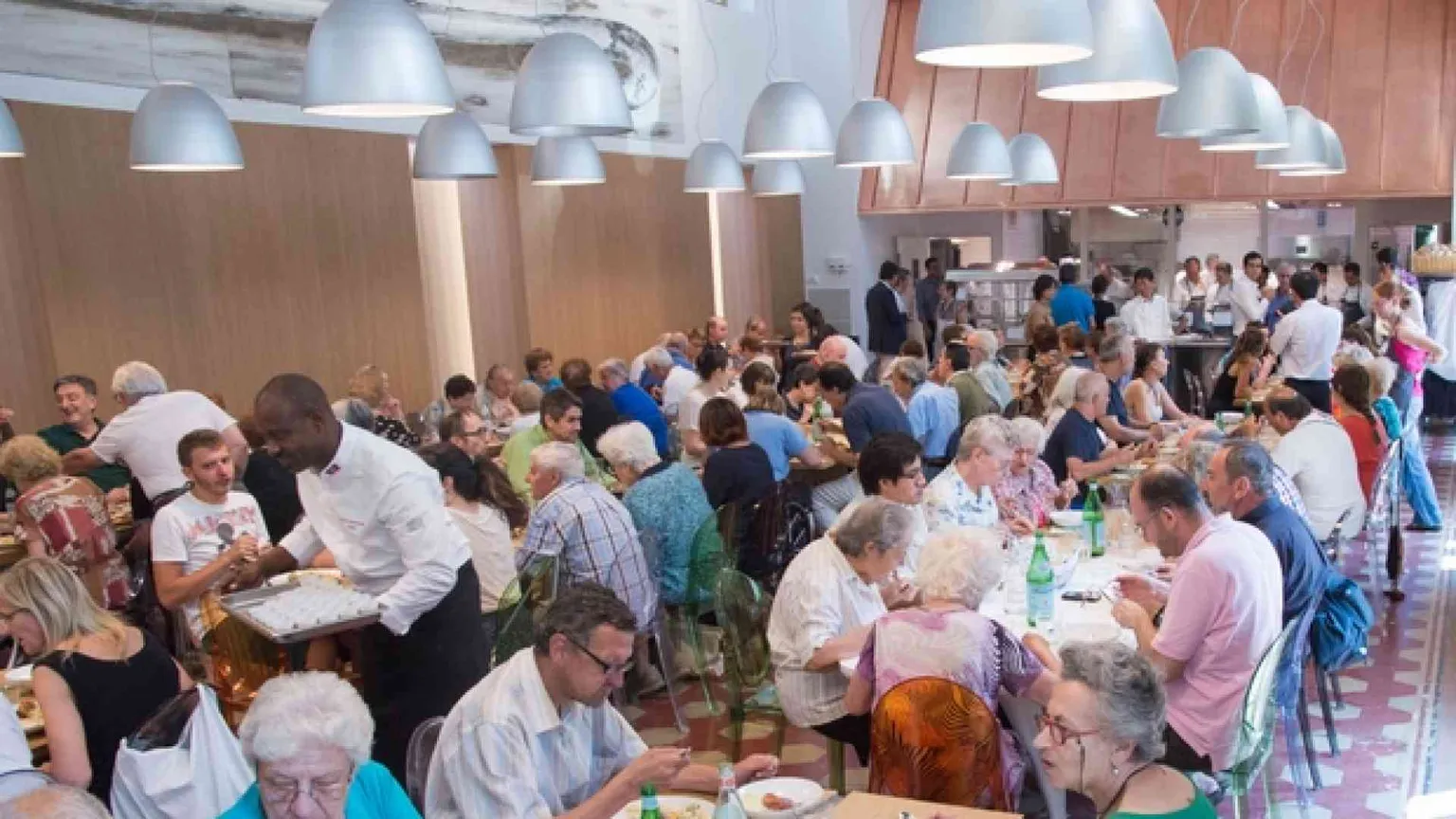 «Ristorante solidale» nasce con i pasti recuperati dalle eccedenze