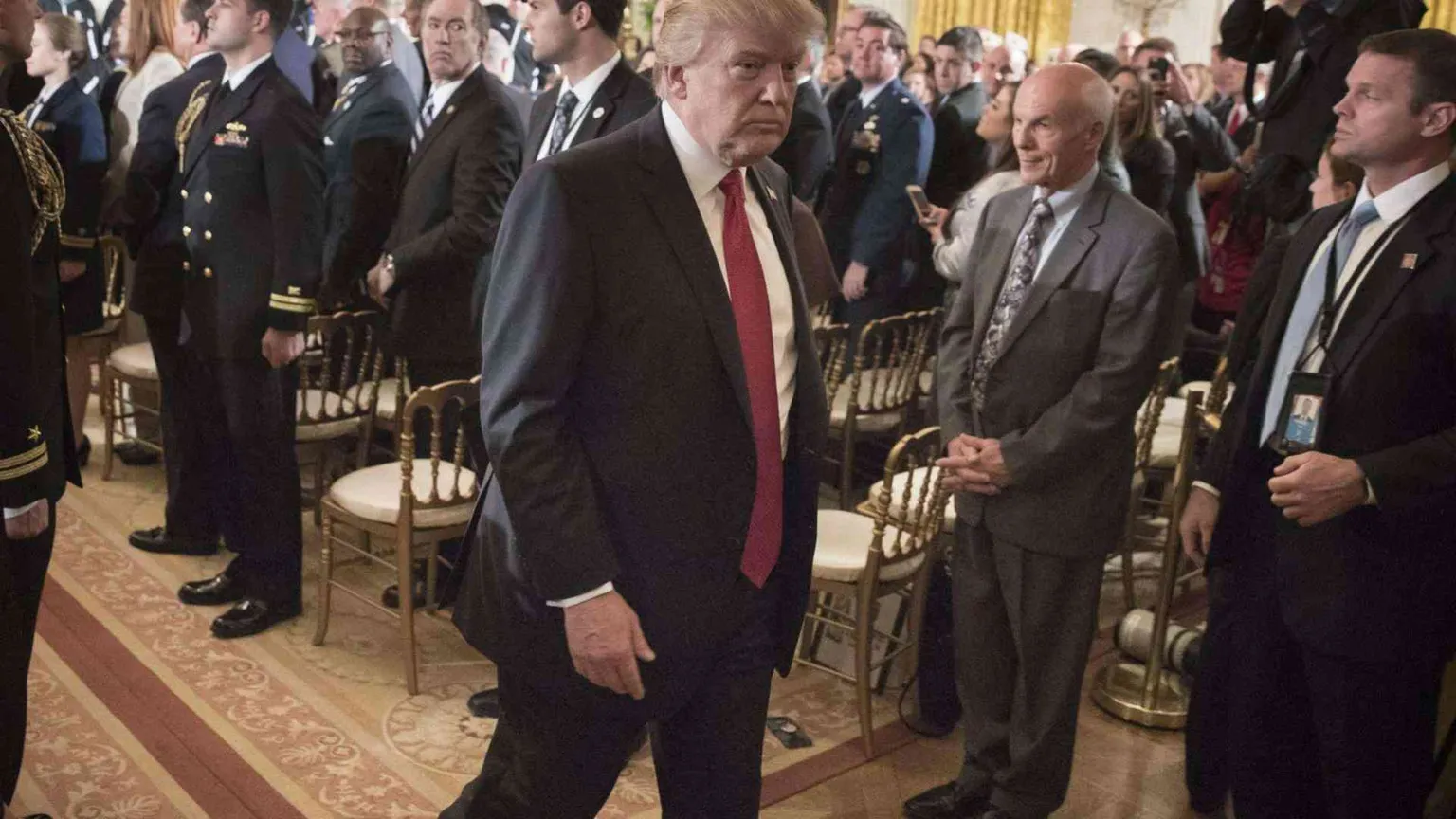 Dopo l'attacco chimico il Pentagono presenta le opzioni militari a Trump