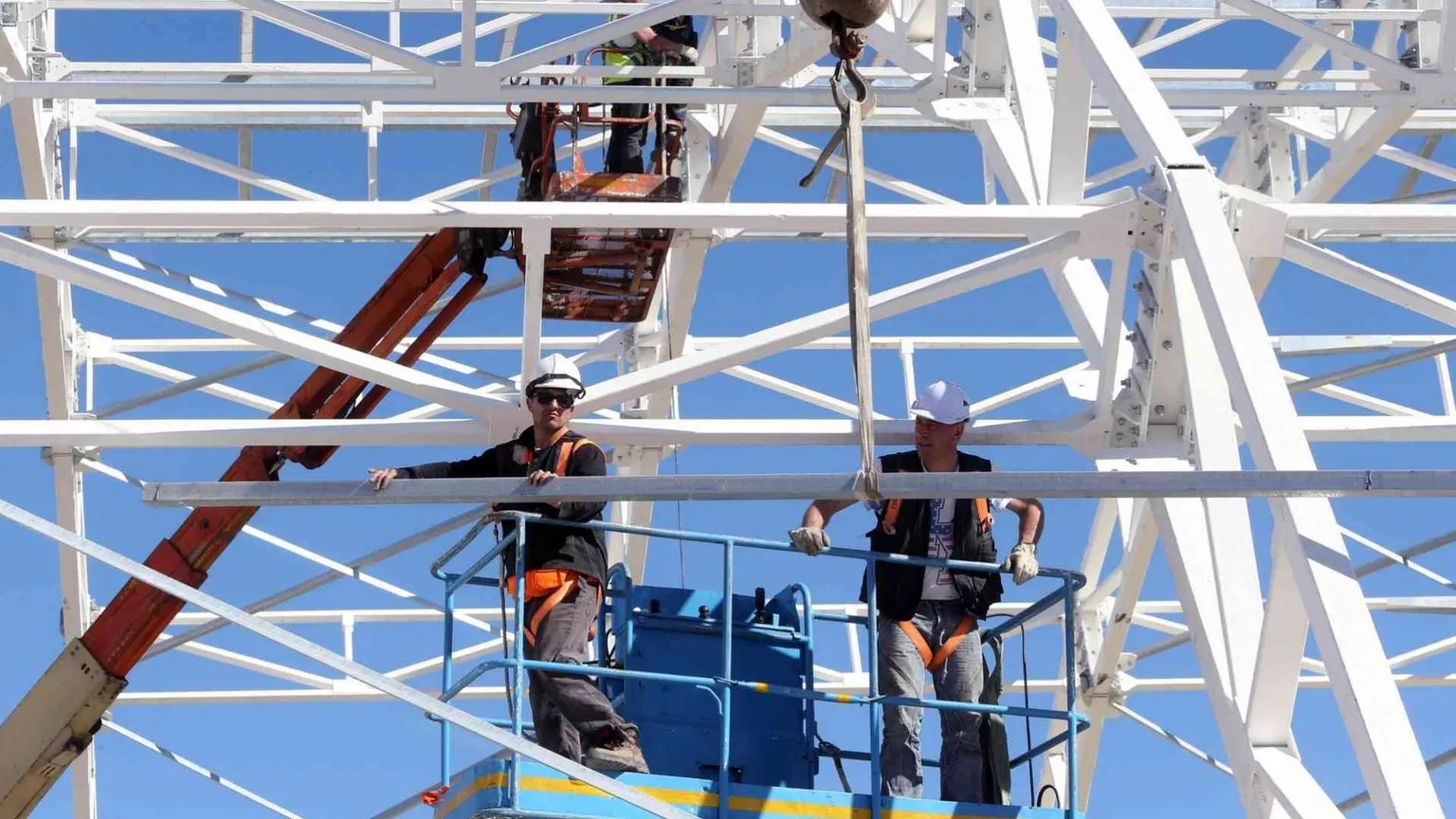 Non ci sarà lavoro senza più cura (per i giovani)