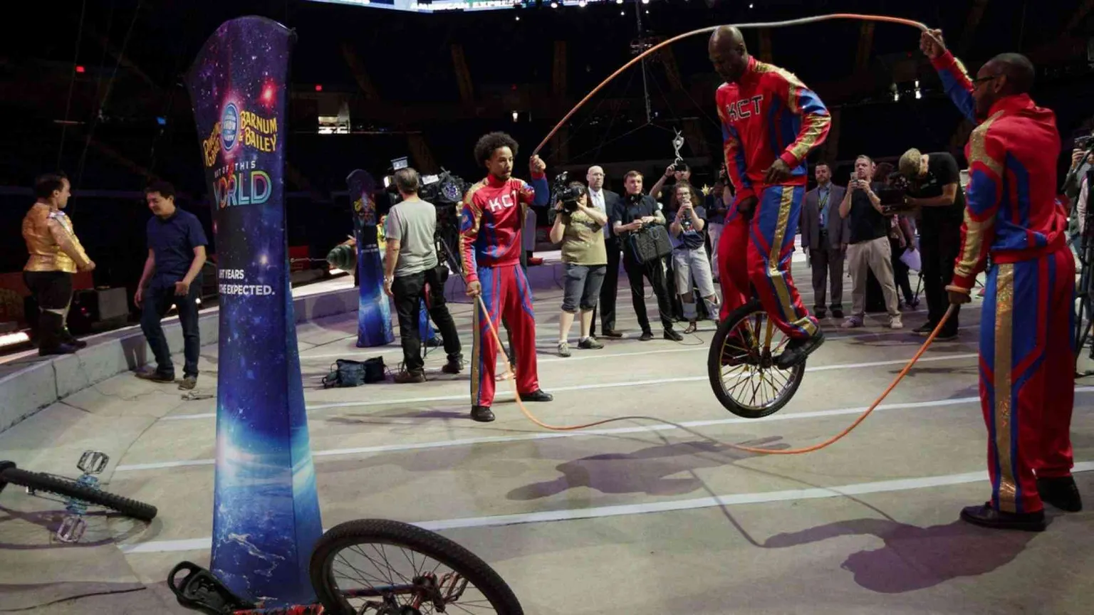 Il «mito» leva le tende: addio al circo Barnum