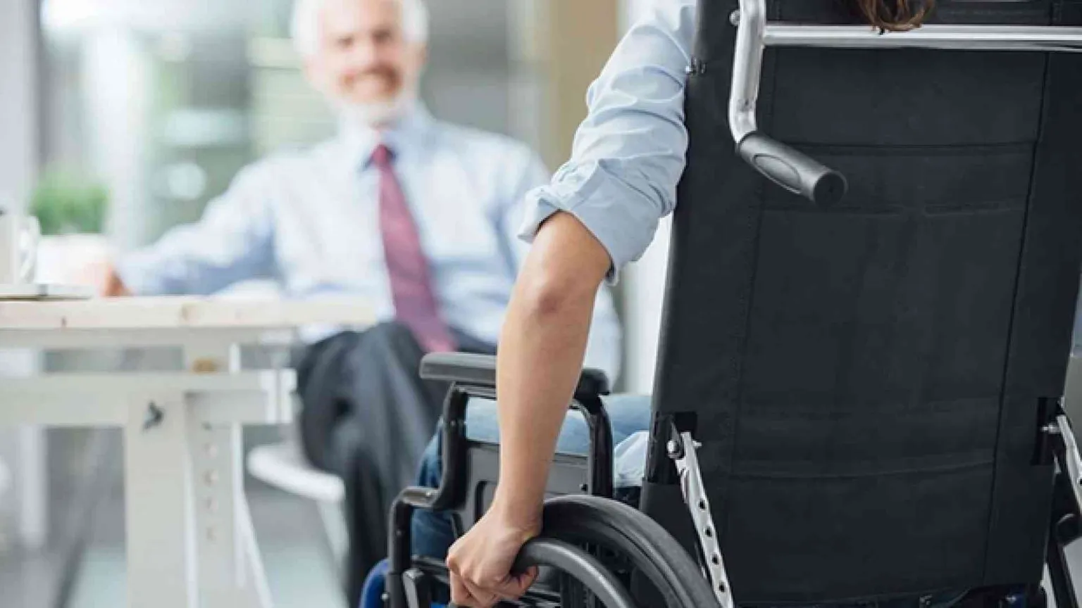 «Io, disabile, assunta e poi esclusa dal lavoro»
