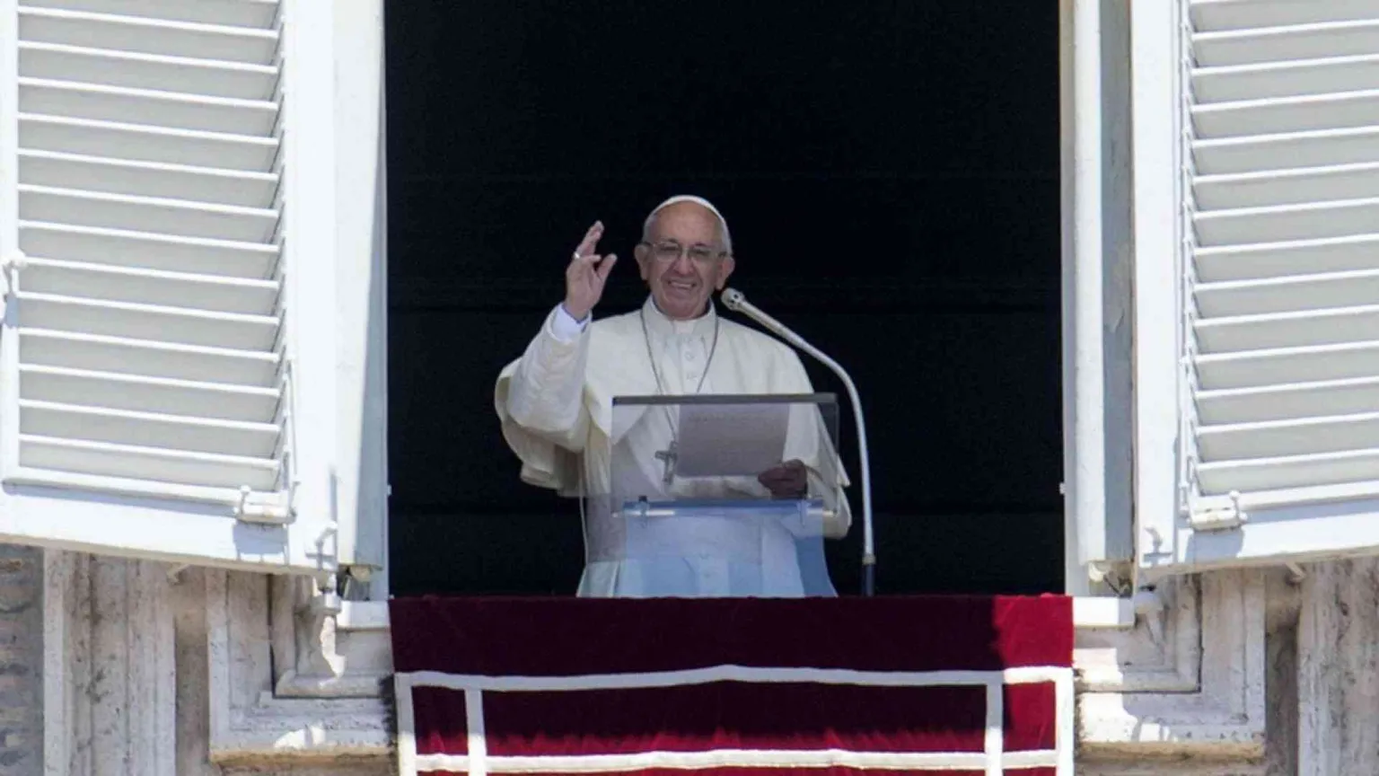 Il Papa: dobbiamo stare dalla parte dei rifugiati