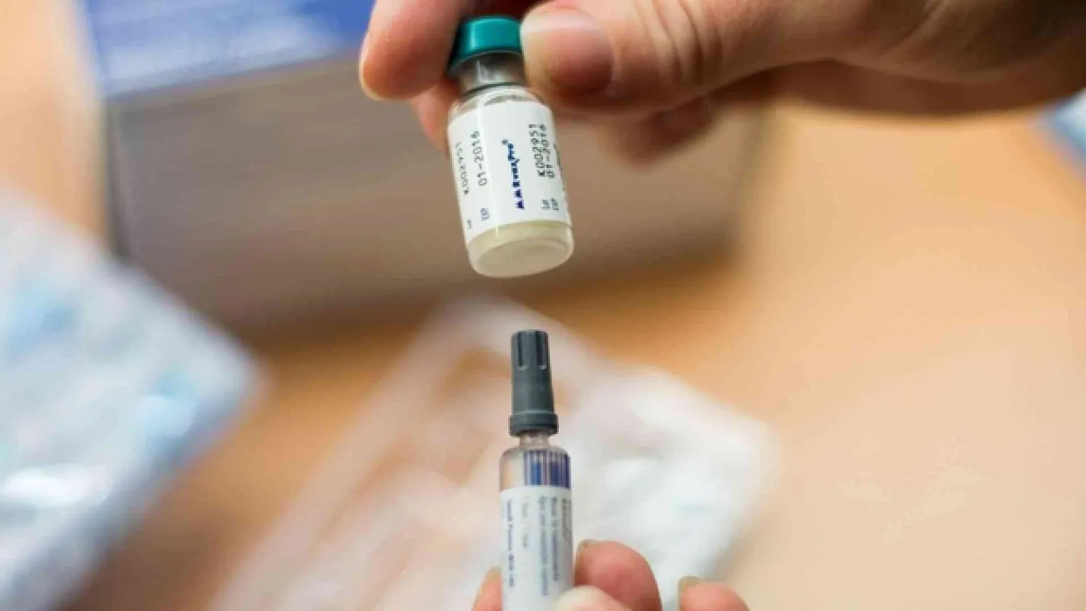 Oristano, prende il tetano a 10 anni. Un'altra bimba morta di morbillo