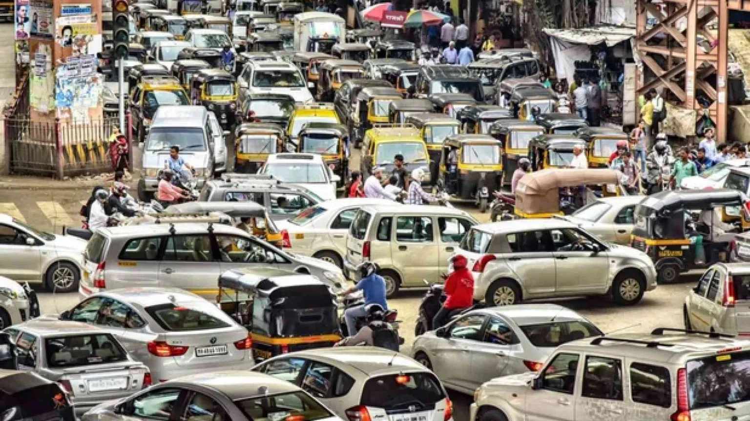 Le città soffocate dal traffico. Ma il futuro urbano cambierà