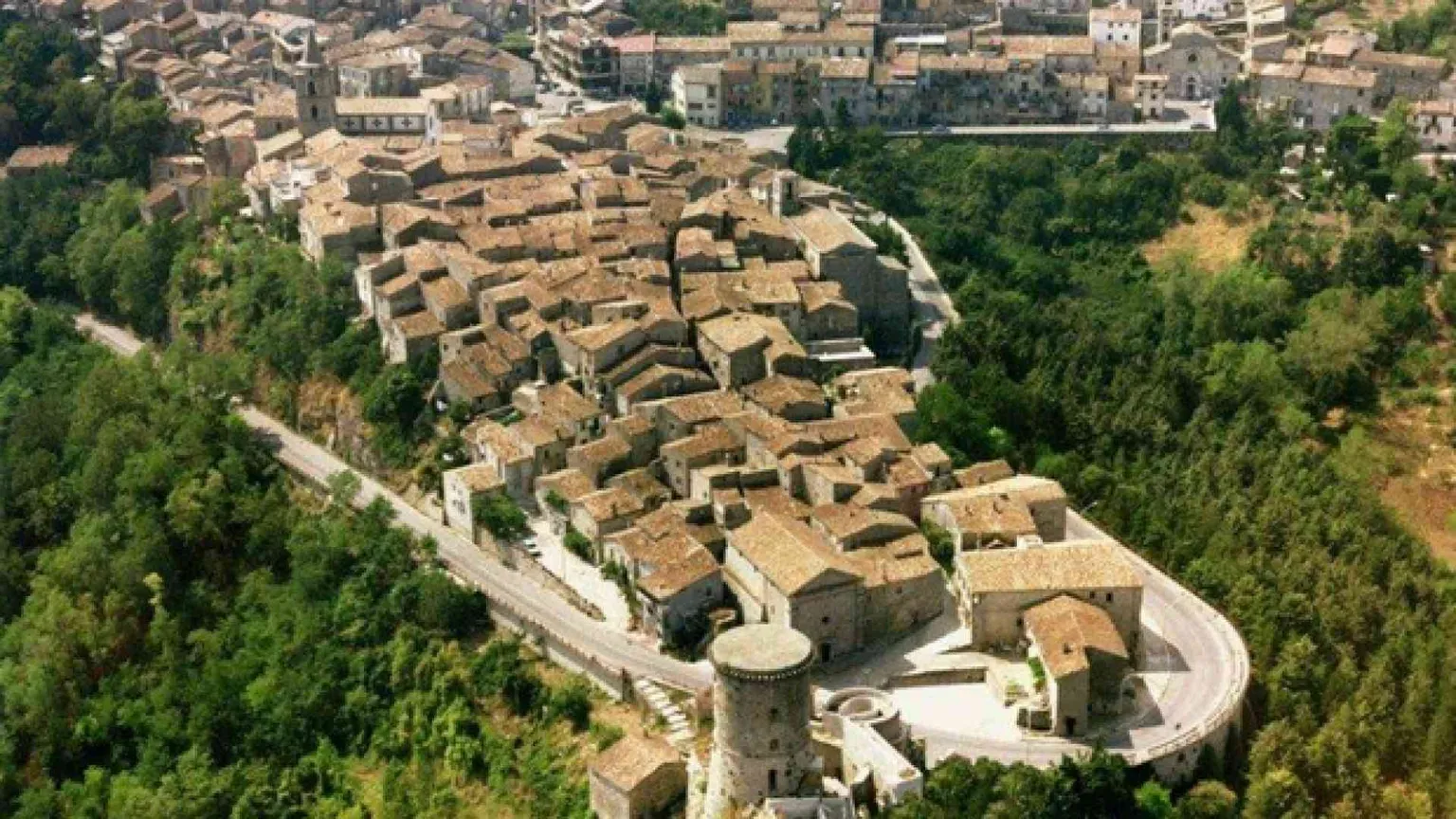 Riccia sceglie il suo futuro: siamo un paese per vecchi. Video