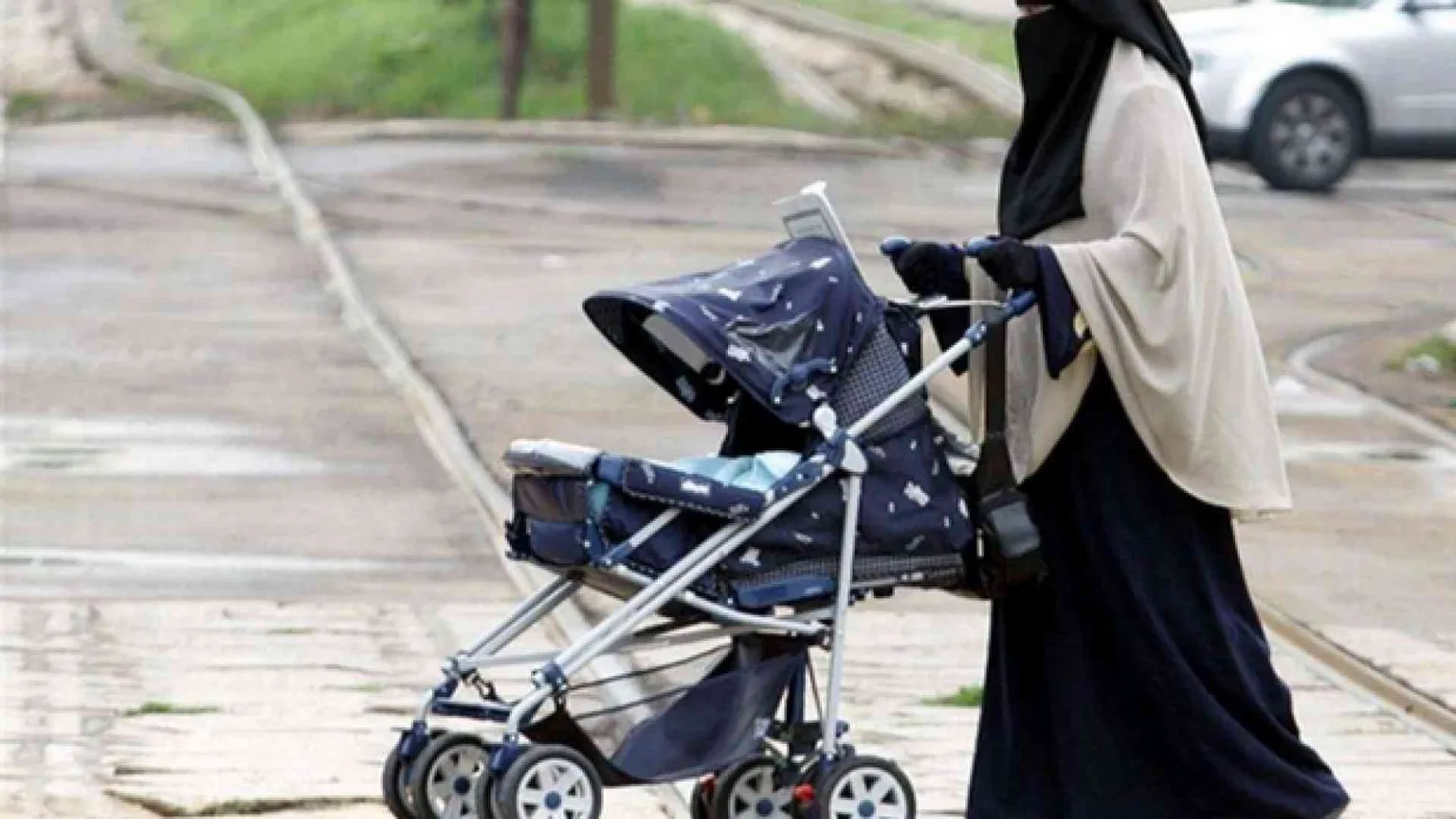 Bambina cristiana affidata a islamici: «Fondamentale il rispetto reciproco»
