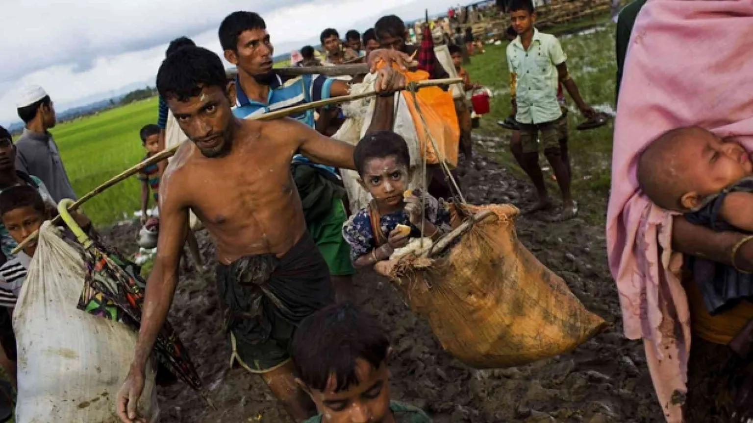 L'esodo senze fine dei Rohingya. L'Onu: 60mila in Bangladesh