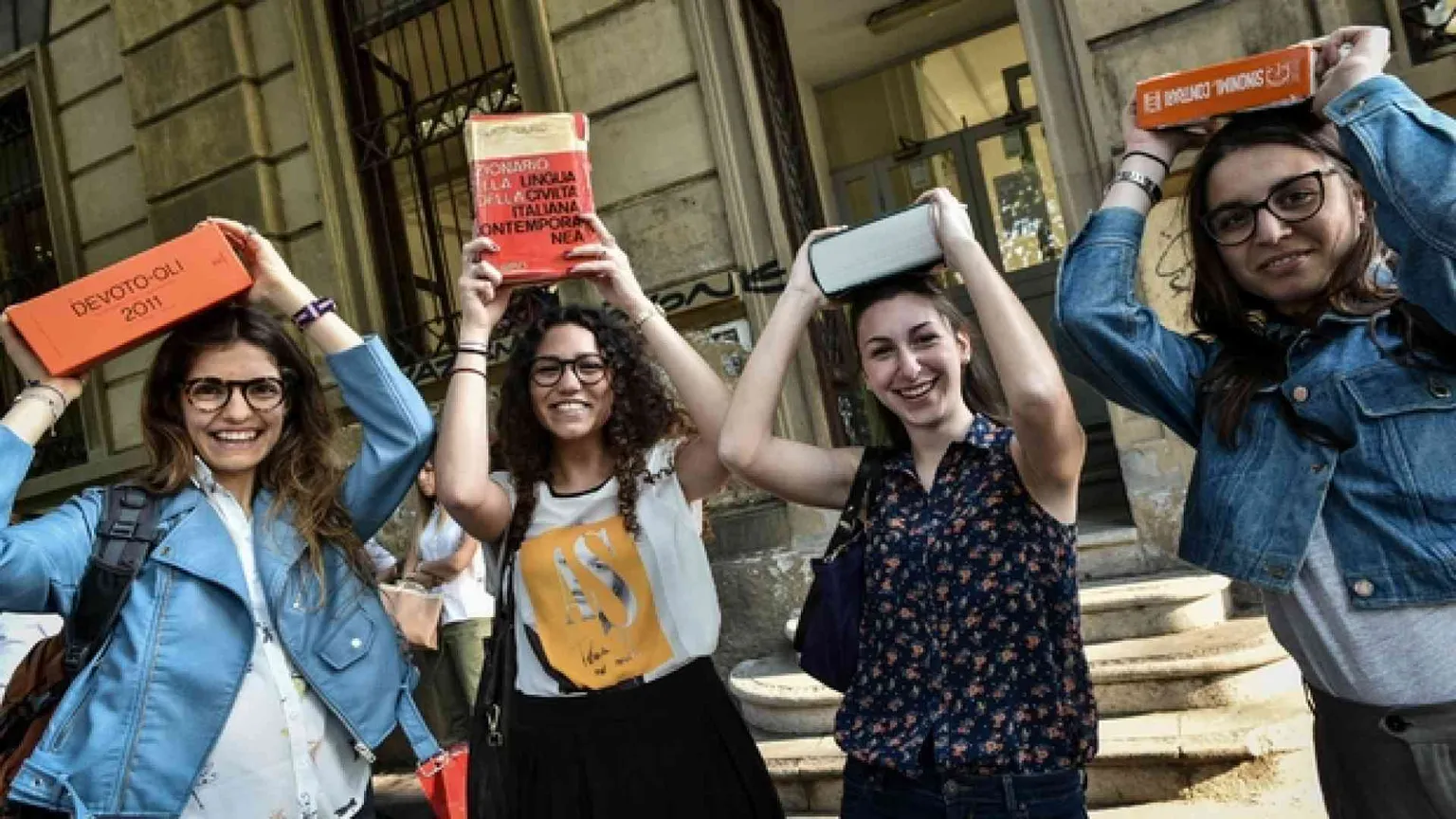 Il look giusto per la scuola insegna a vestirsi nella vita