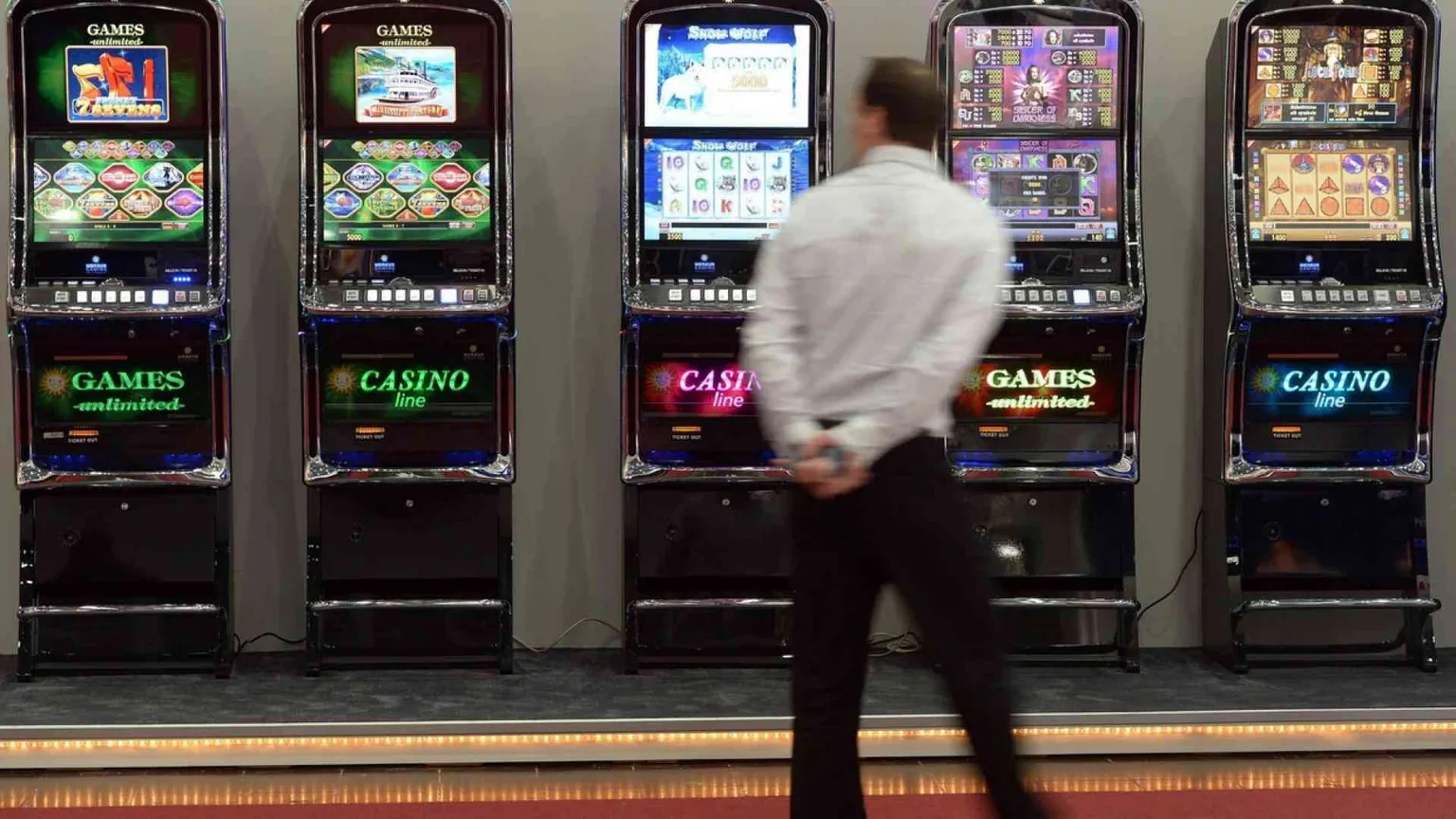 La Bce finanzia le slot, la denuncia di «Vita»