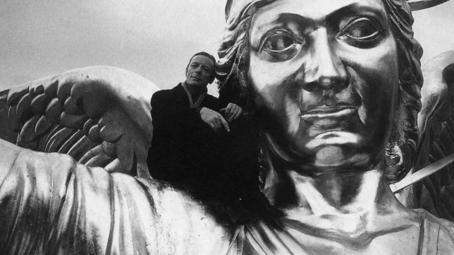Roberto Mussapi: «Wenders e Disney in cattedra come i classici»