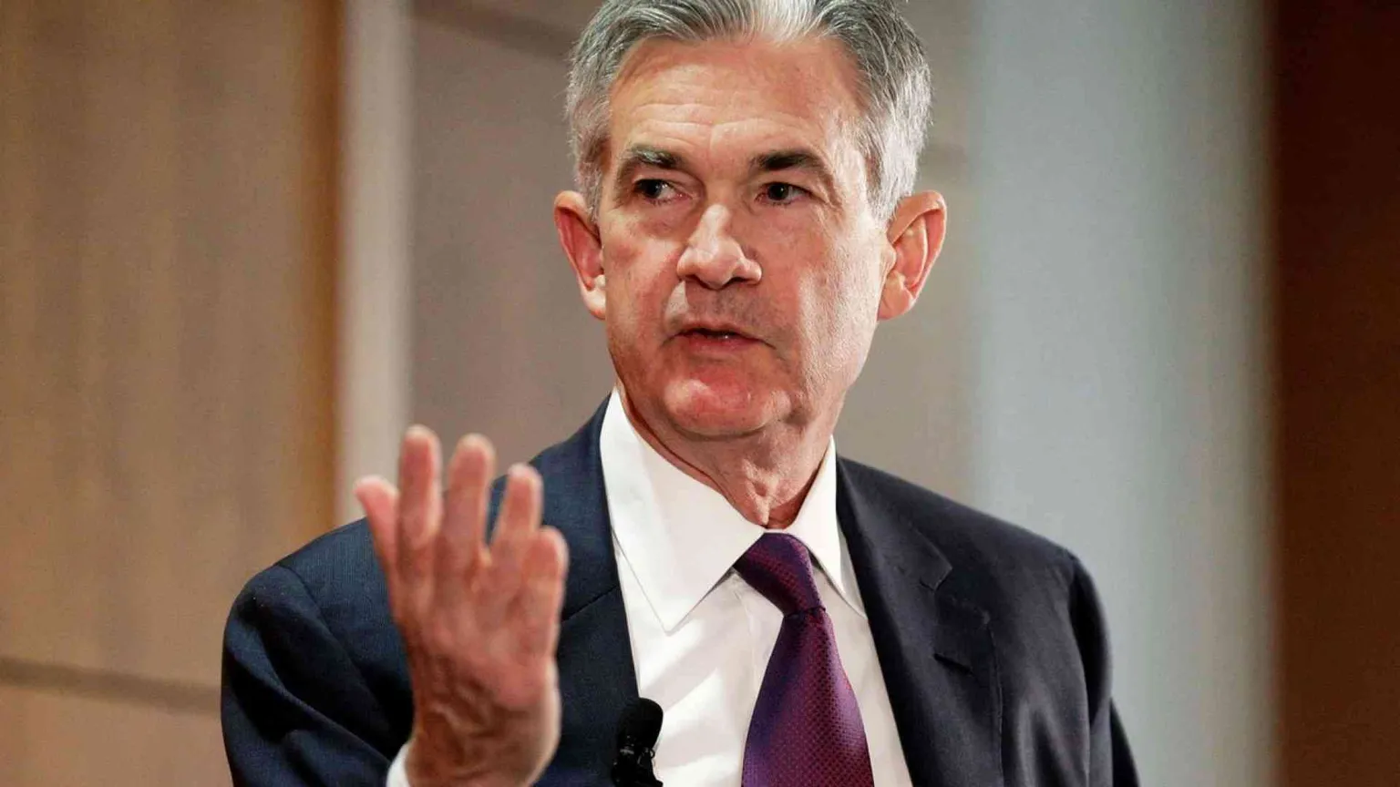 La Fed cambia la guida ma non la linea