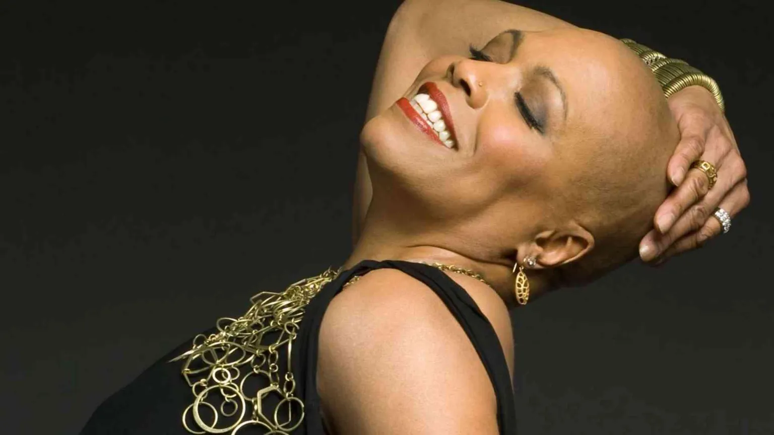 Dee Dee Bridgewater: «Canto Elvis e B.B. King con la mia anima jazz»