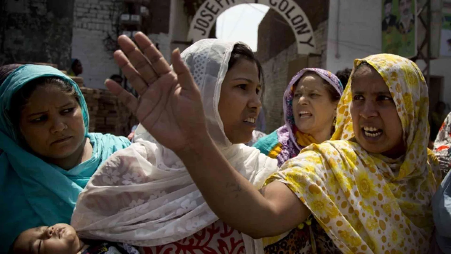 Disabile cristiana subisce violenza da quattro islamici