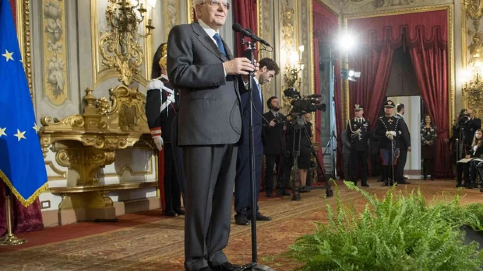 Mattarella: inaccettabili violenze fisiche e morali su donne