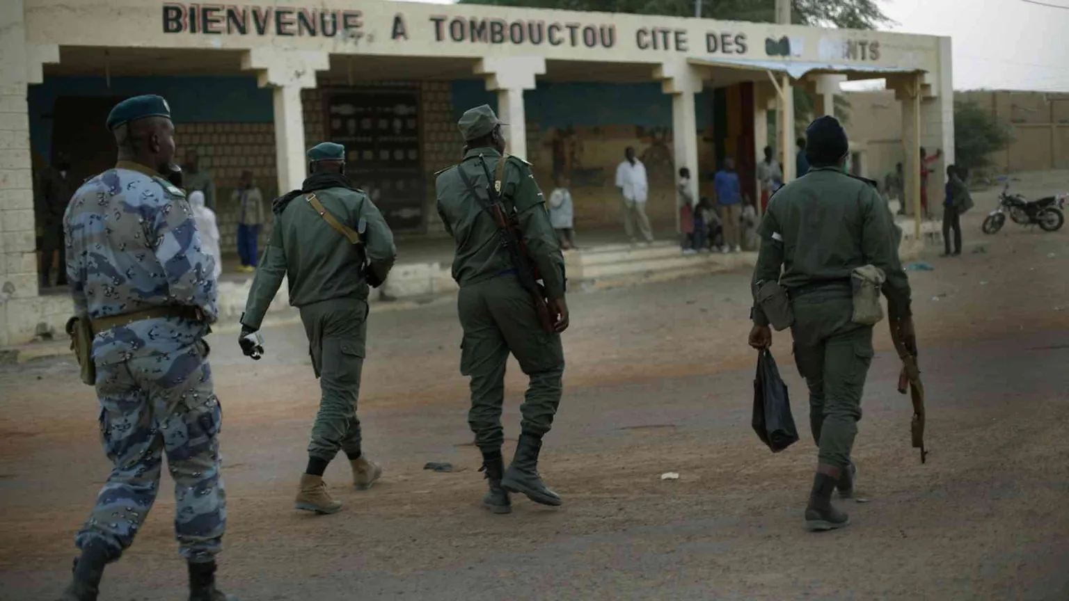 Attacco jihadista nel nord-est: venti le vittime
