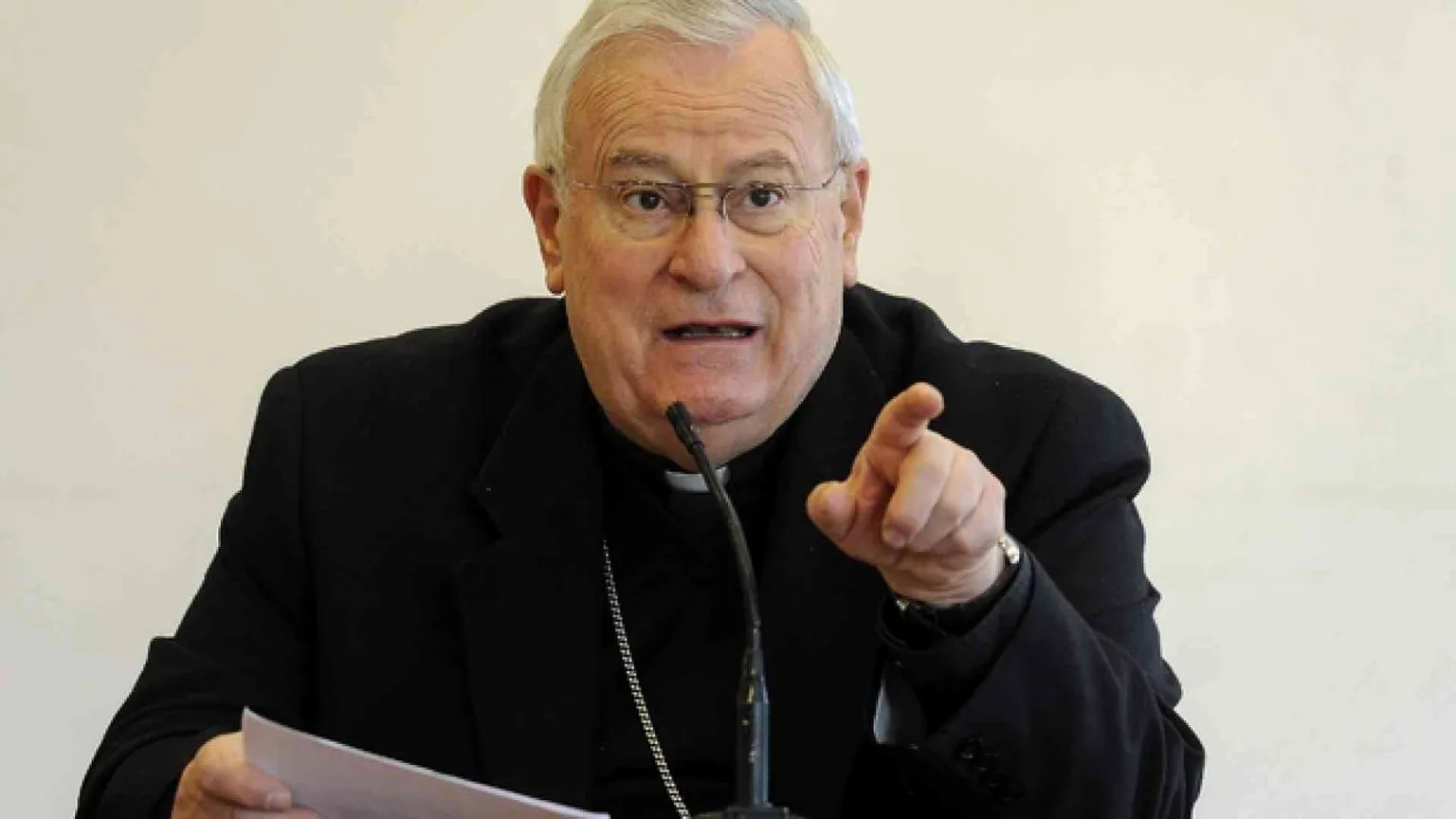 Bassetti: risolta l’emergenza con carità. «La Chiesa non resta a guardare»