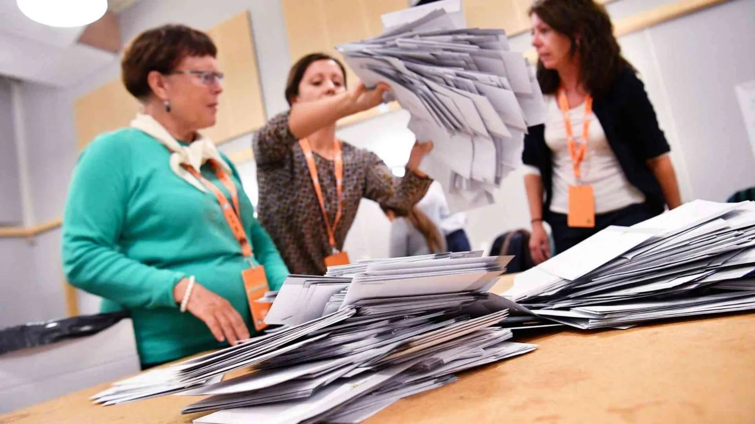 Svezia, cresce l'ultradestra xenofoba. Rebus governo