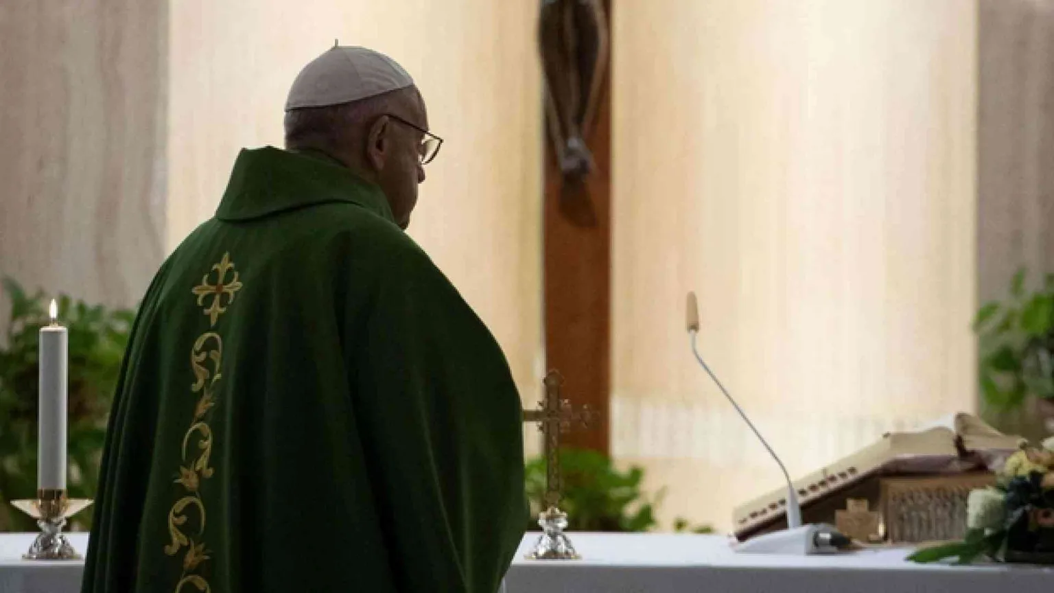 Il Papa: finisce una civiltà che si dice cristiana ma è pagana