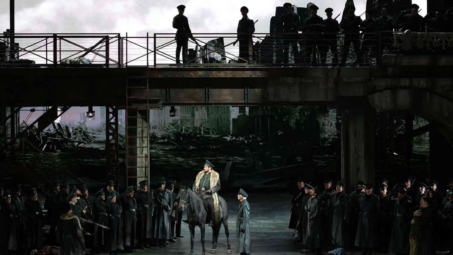 Viva Verdi: trionfa l'«Attila» politico di Chailly e Livermore