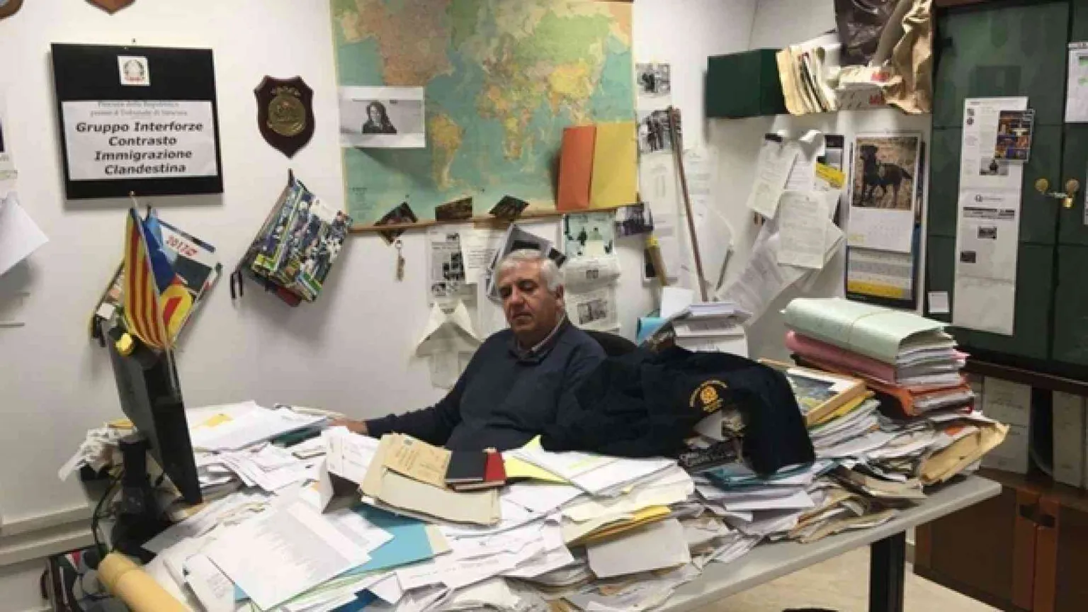 Il commissario Carlo: il «cacciatore di scafisti» che non serve più