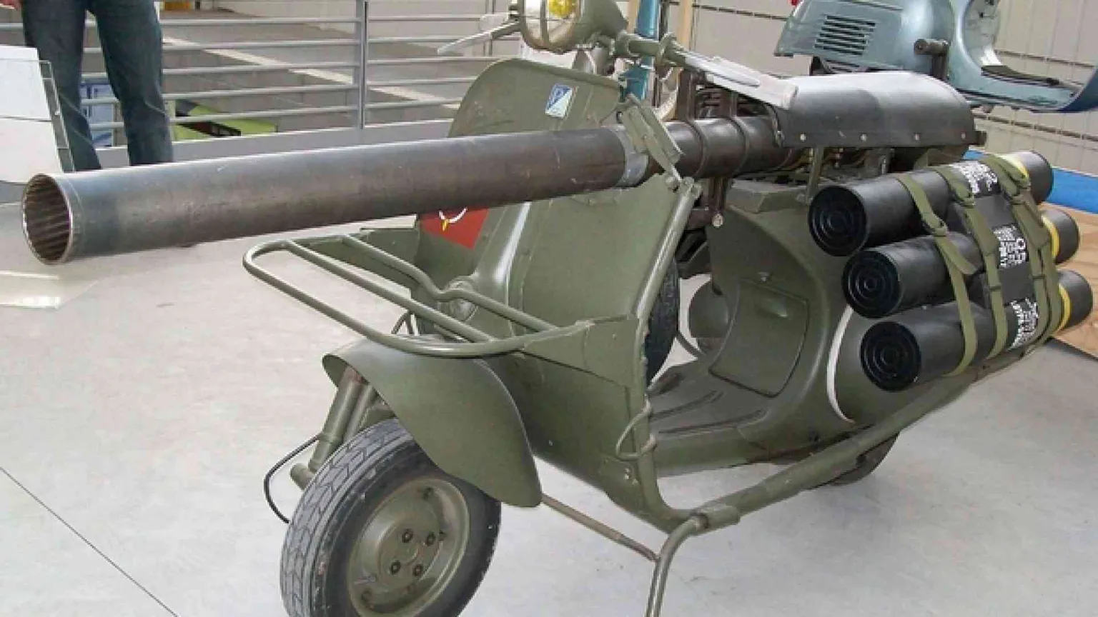 Le motociclette “in divisa” sfilano a Novegro