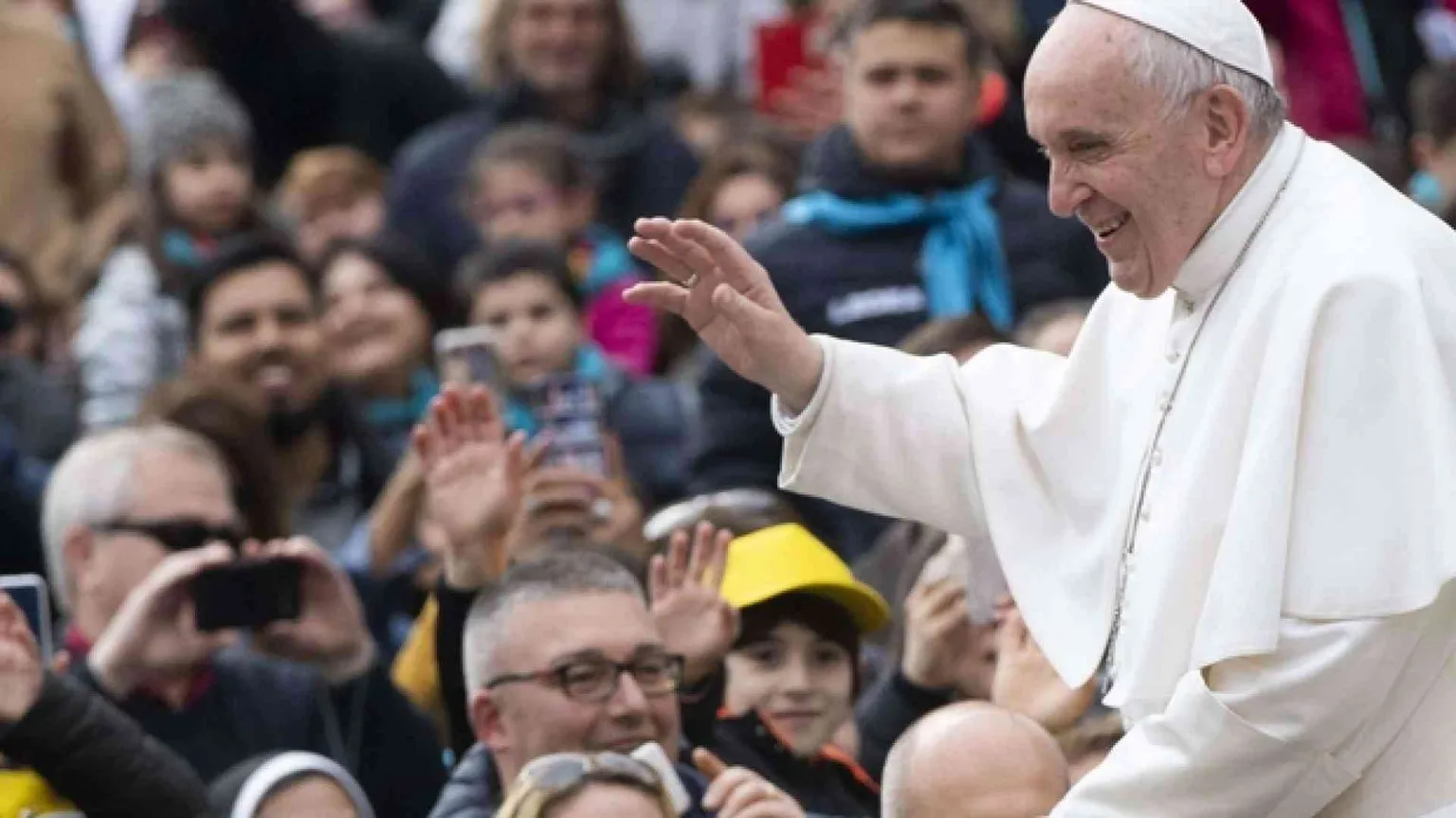 Papa Francesco: Dio vuole fratellanza fra cattolici e musulmani