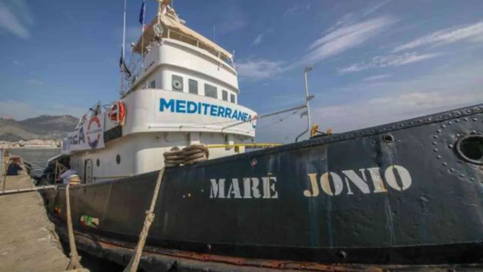 L'«intimazione» del Viminale alla Mare Jonio, Forze Armate «irritate»