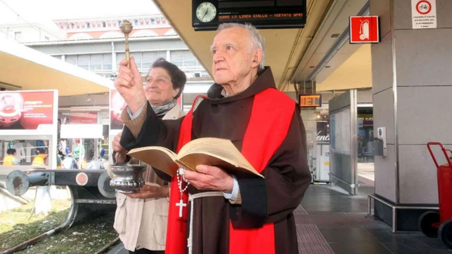 Padre Pesce: «Il mio servizio di frate ferroviere». Il Vangelo tra i binari
