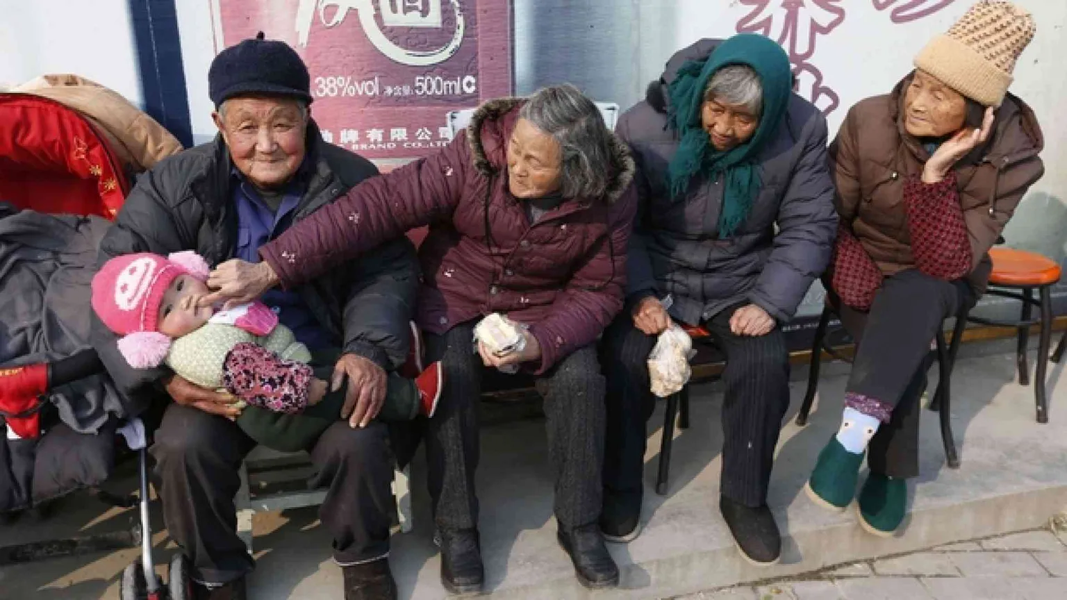 Cina, Giappone, Corea del Sud: ecco l'Asia che non fa più figli