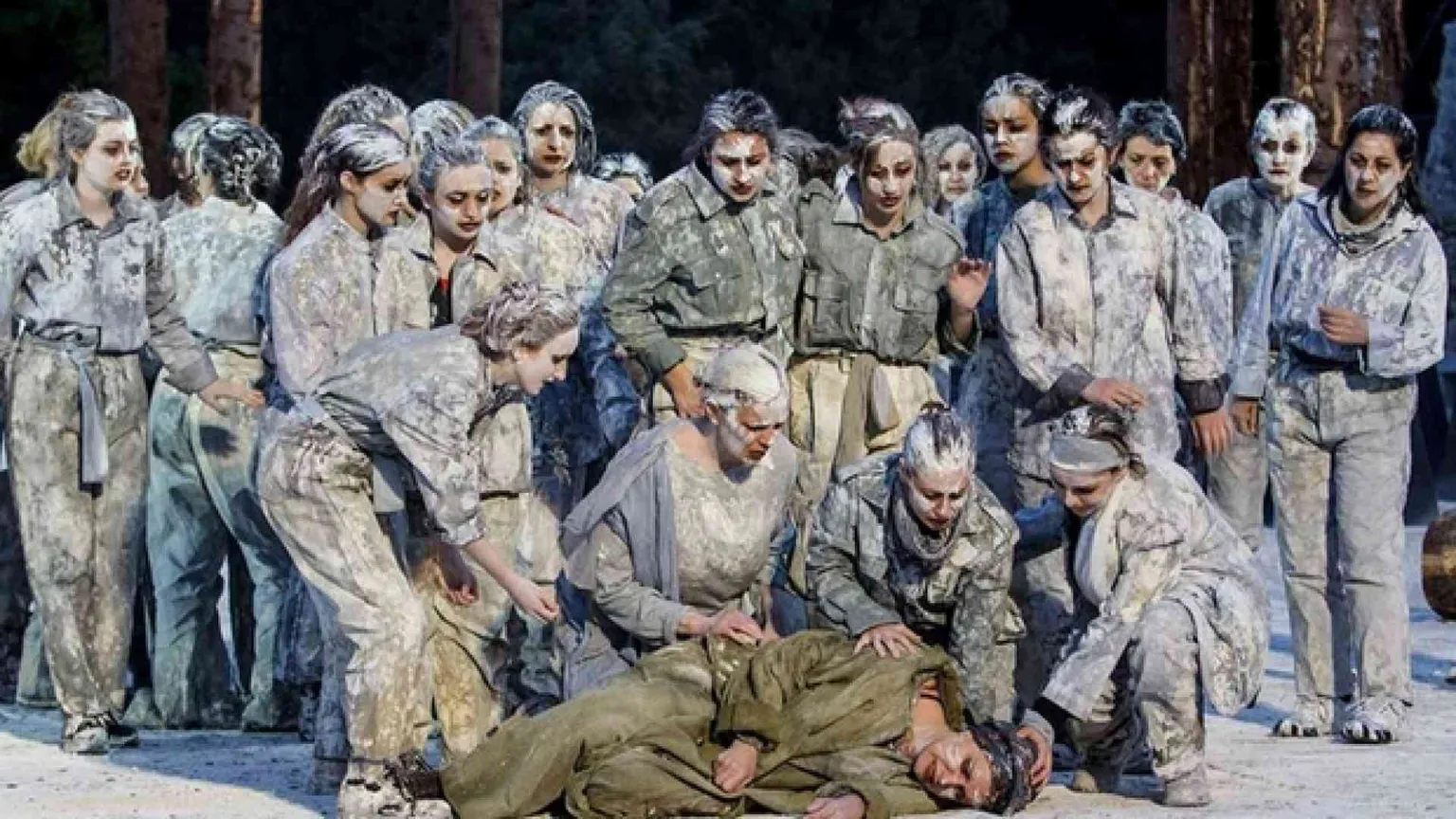 Donne, guerre e naufraghi. L'oggi antico di Siracusa