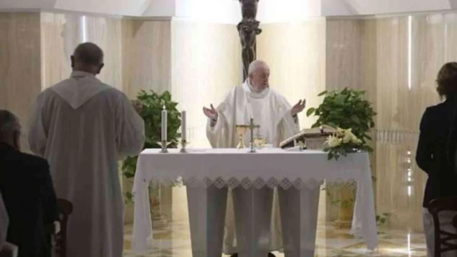 Papa: la pace di Gesù come la calma del mare profondo